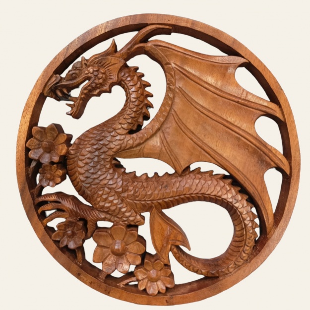 Резное Панно Огнедышащий дракон 25 см