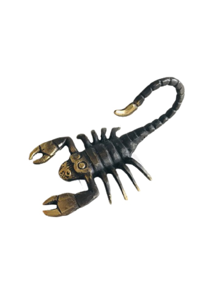 Скорпион из бронзы 8х4см