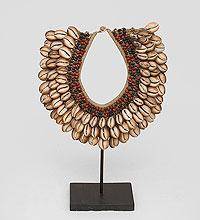 Ожерелье аборигена из ракушек 45 см